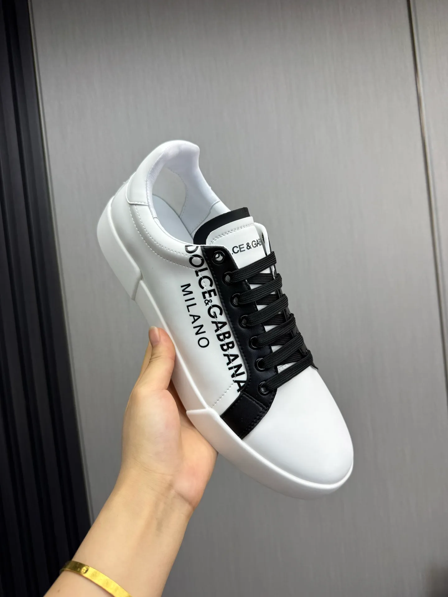 Men's men's shoes💰460💰Dolce & gabbana (DG) official website synchronized new models💥1 fashion hot models: 1 exclusive mold opening ✅ imported cowhide for the upper, unique brand style logo upper 💥sheepskin foot pads 🐑original private mold outsole ✔️36-44 (38.45 custom-made, non-refundable)
